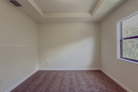 Touwnhouse à vendre à Hialeah, Floride: 3 chambres, 131.18 m2 № 2068518 - photo 19