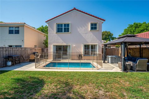 House in Margate, Florida 3 bedrooms, 112.41 sq.m. № 1715386 - photo 23