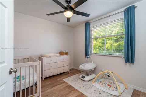 House in Margate, Florida 3 bedrooms, 112.41 sq.m. № 1715386 - photo 14
