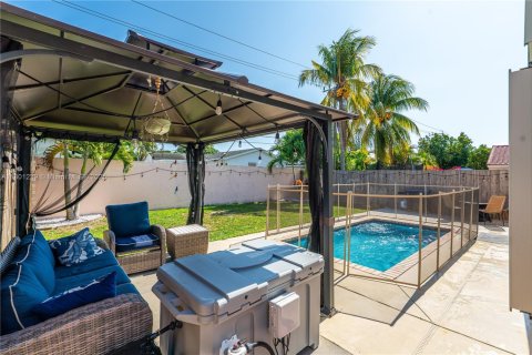 House in Margate, Florida 3 bedrooms, 112.41 sq.m. № 1715386 - photo 17