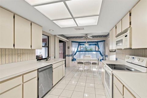 Villa ou maison à vendre à Palm Harbor, Floride: 2 chambres, 157.93 m2 № 2429360 - photo 17