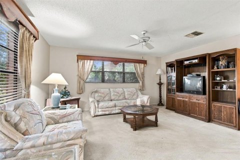 Villa ou maison à vendre à Palm Harbor, Floride: 2 chambres, 157.93 m2 № 2429360 - photo 18