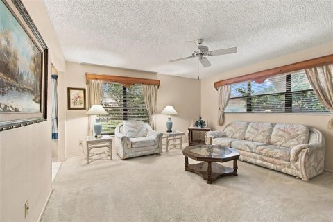 Villa ou maison à vendre à Palm Harbor, Floride: 2 chambres, 157.93 m2 № 2429360 - photo 19