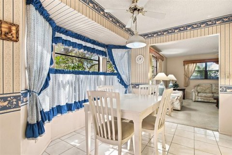 Villa ou maison à vendre à Palm Harbor, Floride: 2 chambres, 157.93 m2 № 2429360 - photo 11