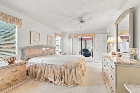 Villa ou maison à vendre à Palm Harbor, Floride: 2 chambres, 157.93 m2 № 2429360 - photo 23