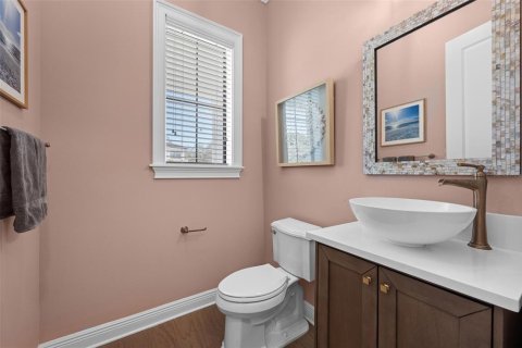 Casa en venta en Tampa, Florida, 5 dormitorios, 422.89 m2 № 2098302 - foto 9