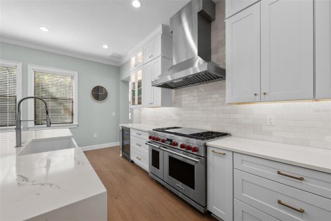 Casa en venta en Tampa, Florida, 5 dormitorios, 422.89 m2 № 2098302 - foto 18