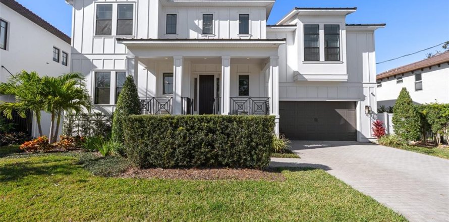 Casa en Tampa, Florida 5 dormitorios, 422.89 m2 № 2098302
