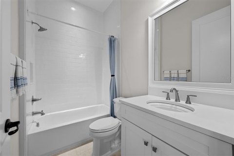 Casa en venta en Tampa, Florida, 5 dormitorios, 422.89 m2 № 2098302 - foto 22