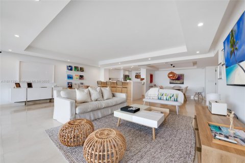 Copropriété à vendre à Miami, Floride: 2 chambres, 152.55 m2 № 1756580 - photo 4
