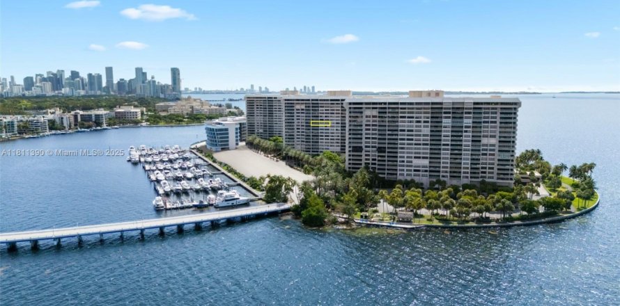 Condo à Miami, Floride, 2 chambres № 1756580