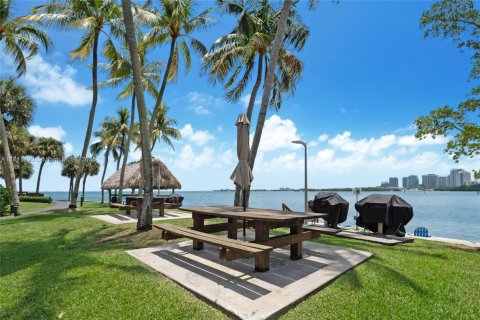 Copropriété à vendre à Miami, Floride: 2 chambres, 152.55 m2 № 1756580 - photo 29