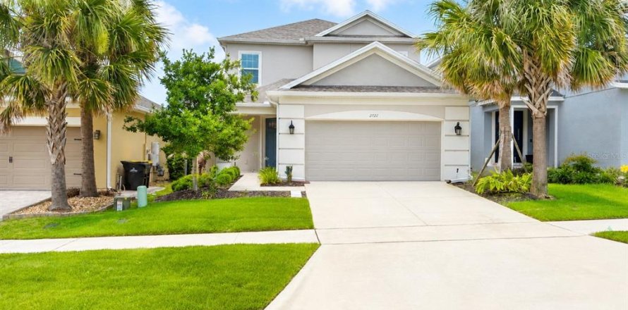 Villa ou maison à Clermont, Floride 4 chambres, 240.15 m2 № 2145061