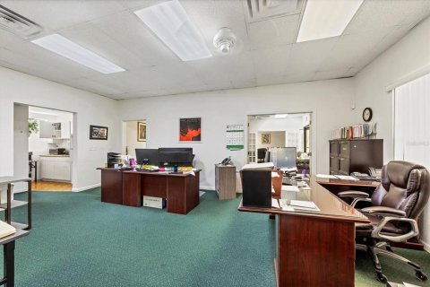 Commercial property in Port Charlotte, Florida 171.5 sq.m. № 2233819 - photo 12