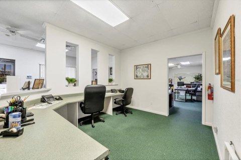 Commercial property in Port Charlotte, Florida 171.5 sq.m. № 2233819 - photo 19