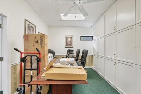 Commercial property in Port Charlotte, Florida 171.5 sq.m. № 2233819 - photo 22