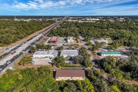 Commercial property in Port Charlotte, Florida 171.5 sq.m. № 2233819 - photo 27