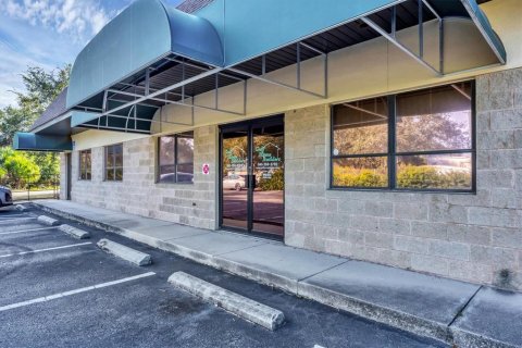 Commercial property in Port Charlotte, Florida 171.5 sq.m. № 2233819 - photo 4
