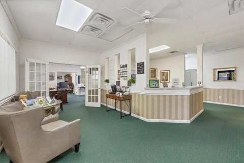 Commercial property in Port Charlotte, Florida 171.5 sq.m. № 2233819 - photo 5