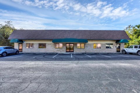 Commercial property in Port Charlotte, Florida 171.5 sq.m. № 2233819