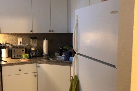 Снять в аренду кондоминиум в Пальметто-Бей, Флорида 1 спальня, 61.69м2, № 2005283 - фото 6