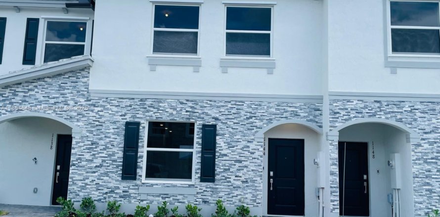 Touwnhouse à Florida City, Floride 3 chambres № 1872543