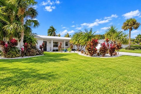 Villa ou maison à Tampa, Floride 3 chambres, 155.98 m2 № 2431852