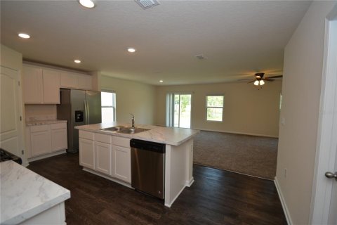 Villa ou maison à louer à Bunnell, Floride: 4 chambres, 157.75 m2 № 2321250 - photo 4