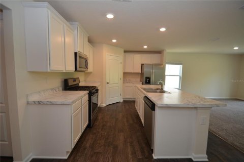 Villa ou maison à louer à Bunnell, Floride: 4 chambres, 157.75 m2 № 2321250 - photo 5