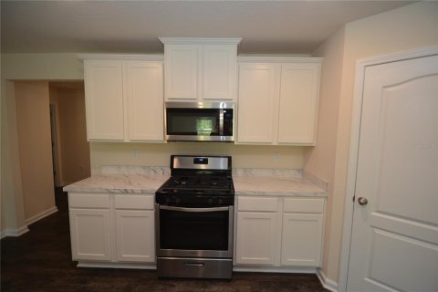 Villa ou maison à louer à Bunnell, Floride: 4 chambres, 157.75 m2 № 2321250 - photo 8