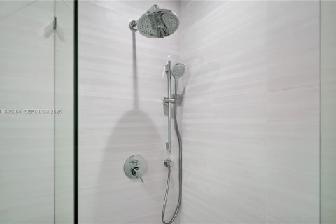 Villa ou maison à vendre à Miami, Floride: 3 chambres, 160.07 m2 № 2061298 - photo 26