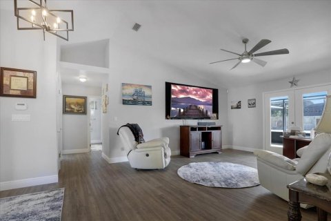 Villa ou maison à vendre à Alachua, Floride: 3 chambres, 189.33 m2 № 2306651 - photo 12