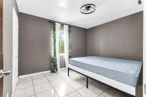 Casa en venta en Boynton Beach, Florida, 4 dormitorios, 161.56 m2 № 2382680 - foto 20