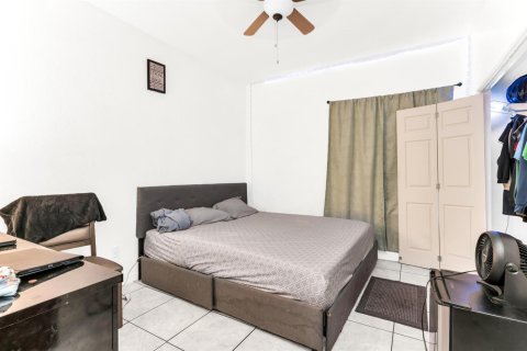 Casa en venta en Boynton Beach, Florida, 4 dormitorios, 161.56 m2 № 2382680 - foto 12