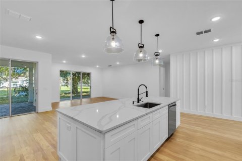 Villa ou maison à vendre à Auburndale, Floride: 4 chambres, 202.53 m2 № 2142054 - photo 12
