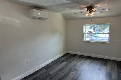Villa ou maison à louer à Saint Petersburg, Floride: 1 chambre, 27.87 m2 № 2348131 - photo 3