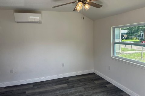 Villa ou maison à louer à Saint Petersburg, Floride: 1 chambre, 27.87 m2 № 2348131 - photo 2