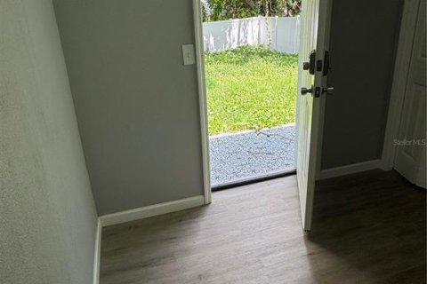 Casa en venta en Tampa, Florida, 3 dormitorios, 93.92 m2 № 1597382 - foto 26