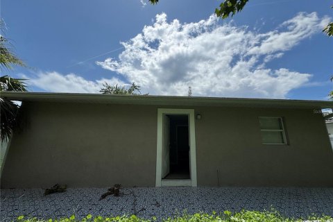 Casa en venta en Tampa, Florida, 3 dormitorios, 93.92 m2 № 1597382 - foto 4