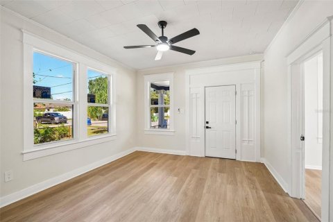 Villa ou maison à vendre à Tampa, Floride: 3 chambres, 109.62 m2 № 2419621 - photo 4