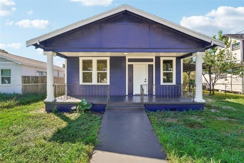 Villa ou maison à Tampa, Floride 3 chambres, 109.62 m2 № 2419621