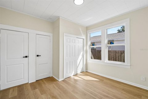 Villa ou maison à vendre à Tampa, Floride: 3 chambres, 109.62 m2 № 2419621 - photo 10