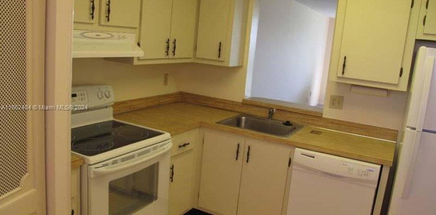 Condo in Margate, Florida, 1 bedroom  № 1859852
