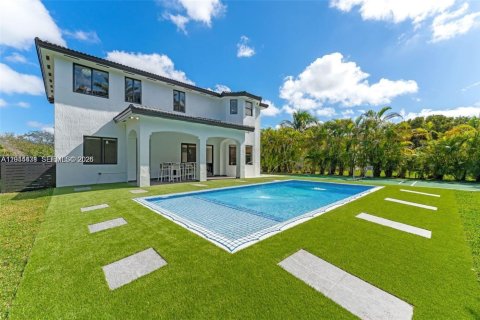 Villa ou maison à vendre à Miami, Floride: 5 chambres, 242.66 m2 № 2076490 - photo 9