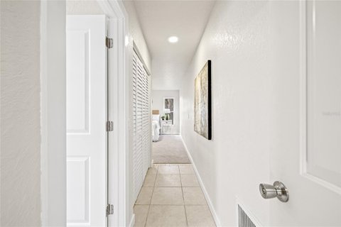 House in New Port Richey, Florida 2 bedrooms, 152.92 sq.m. № 1884175 - photo 27