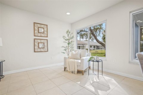House in New Port Richey, Florida 2 bedrooms, 152.92 sq.m. № 1884175 - photo 7