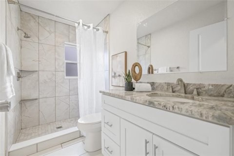 House in New Port Richey, Florida 2 bedrooms, 152.92 sq.m. № 1884175 - photo 30
