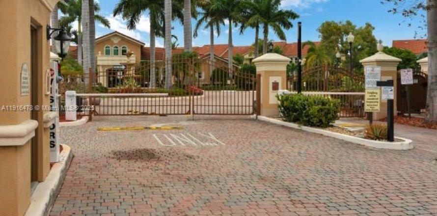 Кондоминиум с 1 спальней в Бойнтон-Бич, Флорида № 1971903