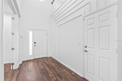 House in Wesley Chapel, Florida 5 bedrooms, 328.04 sq.m. № 1634536 - photo 5
