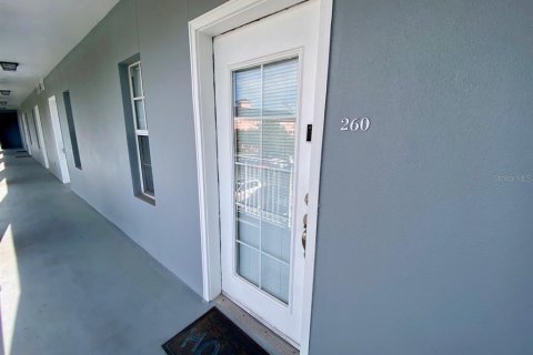 Condo in Kissimmee, Florida, 2 bedrooms  № 1446405 - photo 4